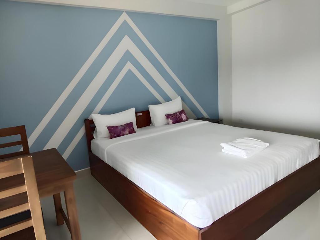 Iyara Residence Трат Екстериор снимка